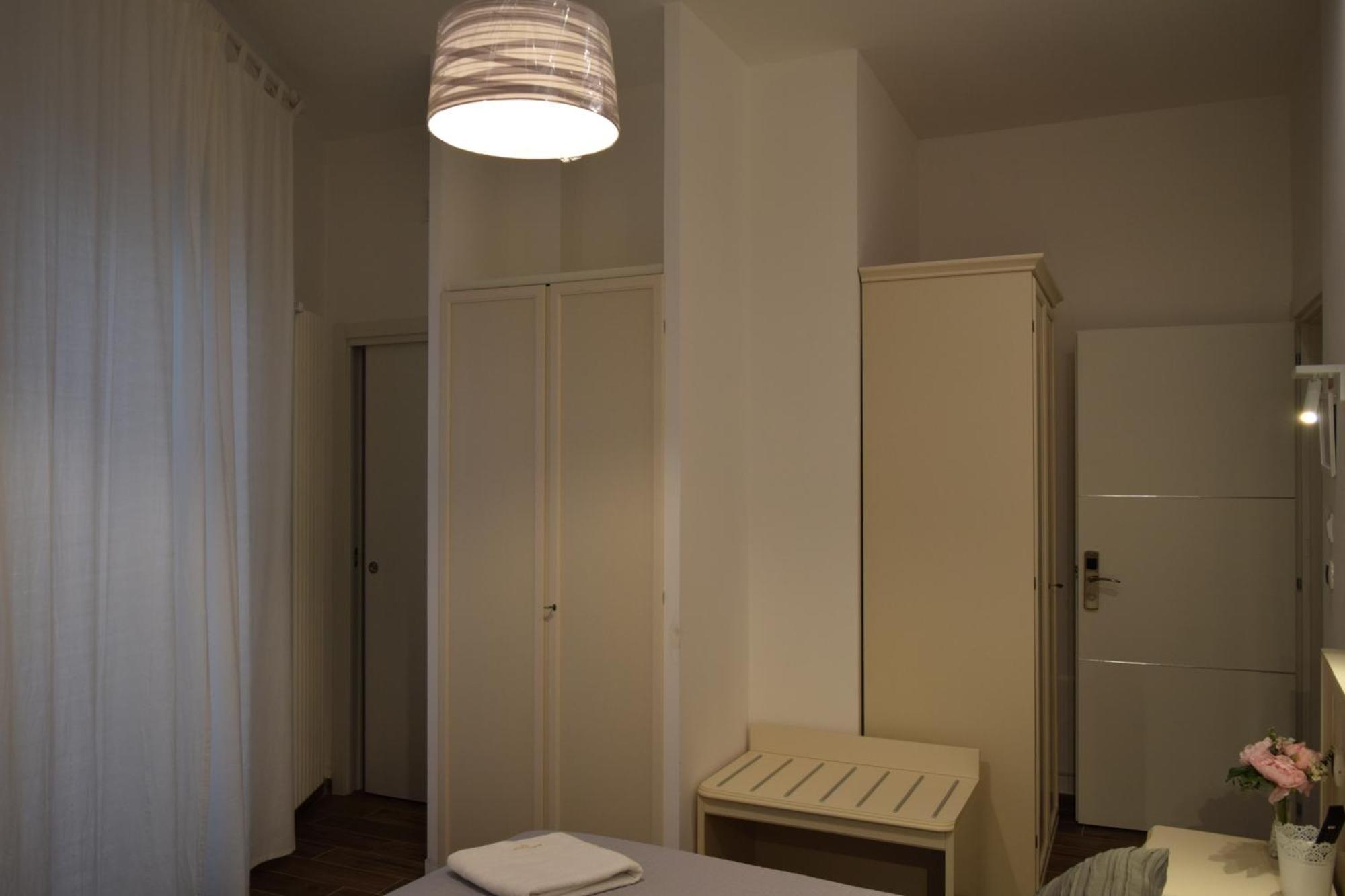 Domus Al Corso Con Servizio B&B Каноса-ди-Пулья Экстерьер фото