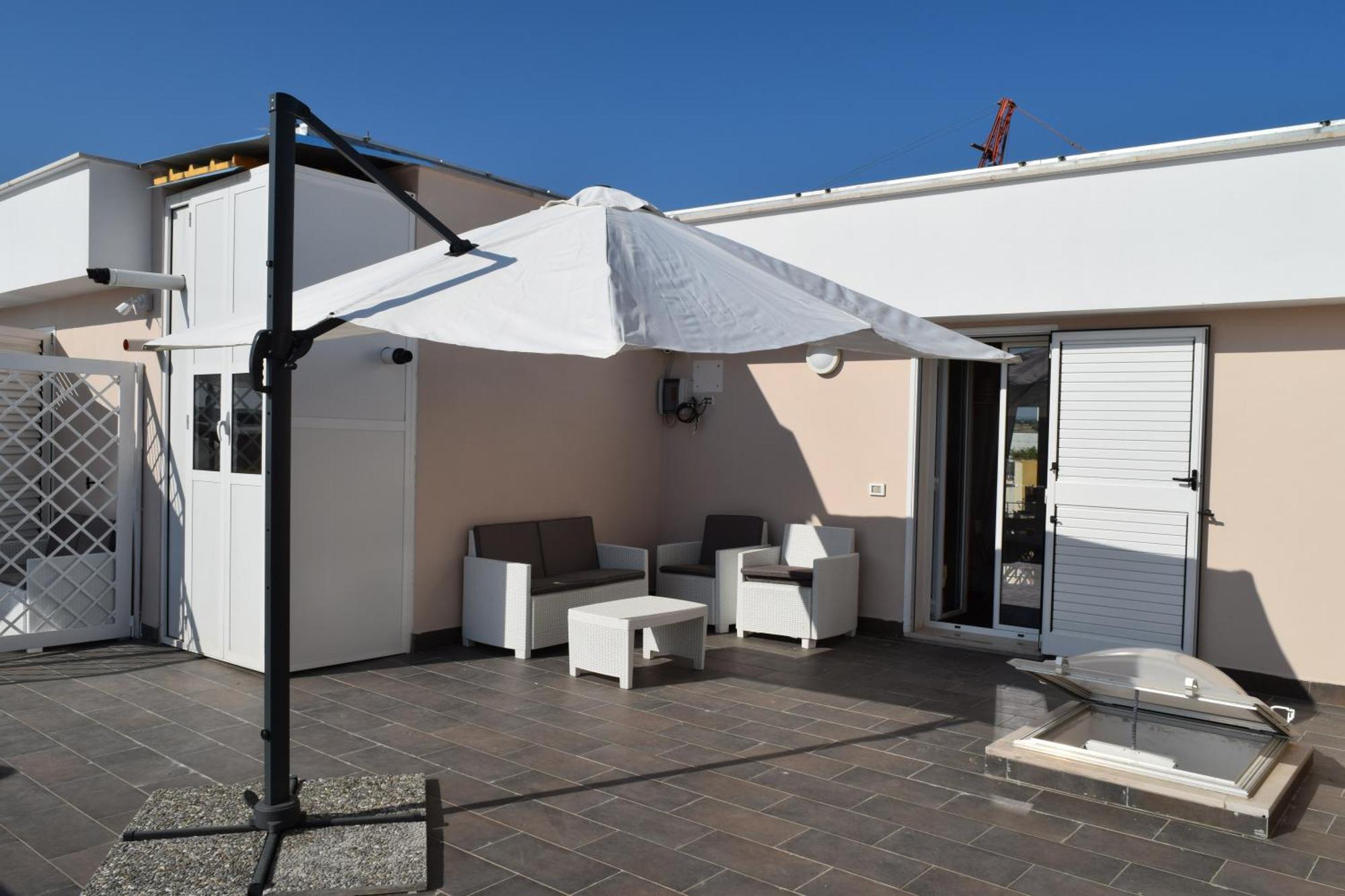 Domus Al Corso Con Servizio B&B Каноса-ди-Пулья Экстерьер фото