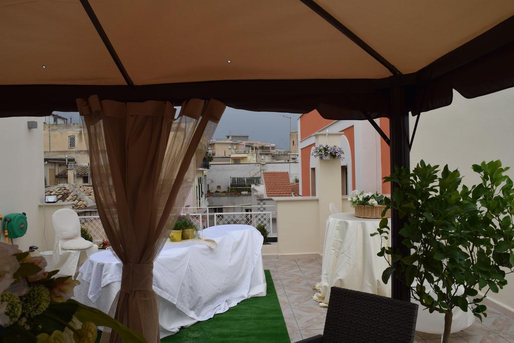 Domus Al Corso Con Servizio B&B Каноса-ди-Пулья Номер фото