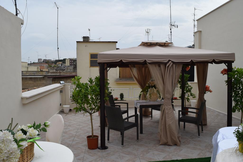 Domus Al Corso Con Servizio B&B Каноса-ди-Пулья Экстерьер фото