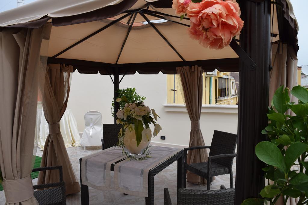 Domus Al Corso Con Servizio B&B Каноса-ди-Пулья Экстерьер фото