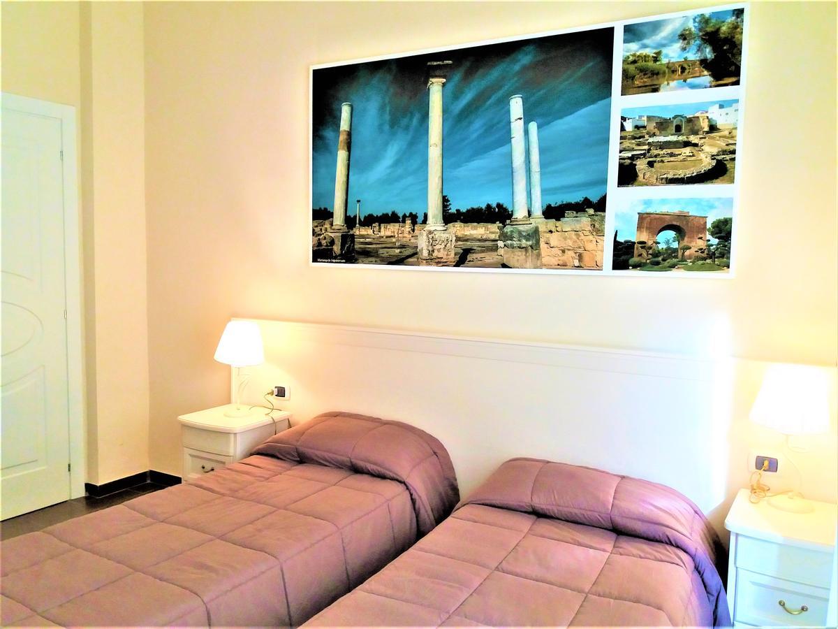 Domus Al Corso Con Servizio B&B Каноса-ди-Пулья Экстерьер фото